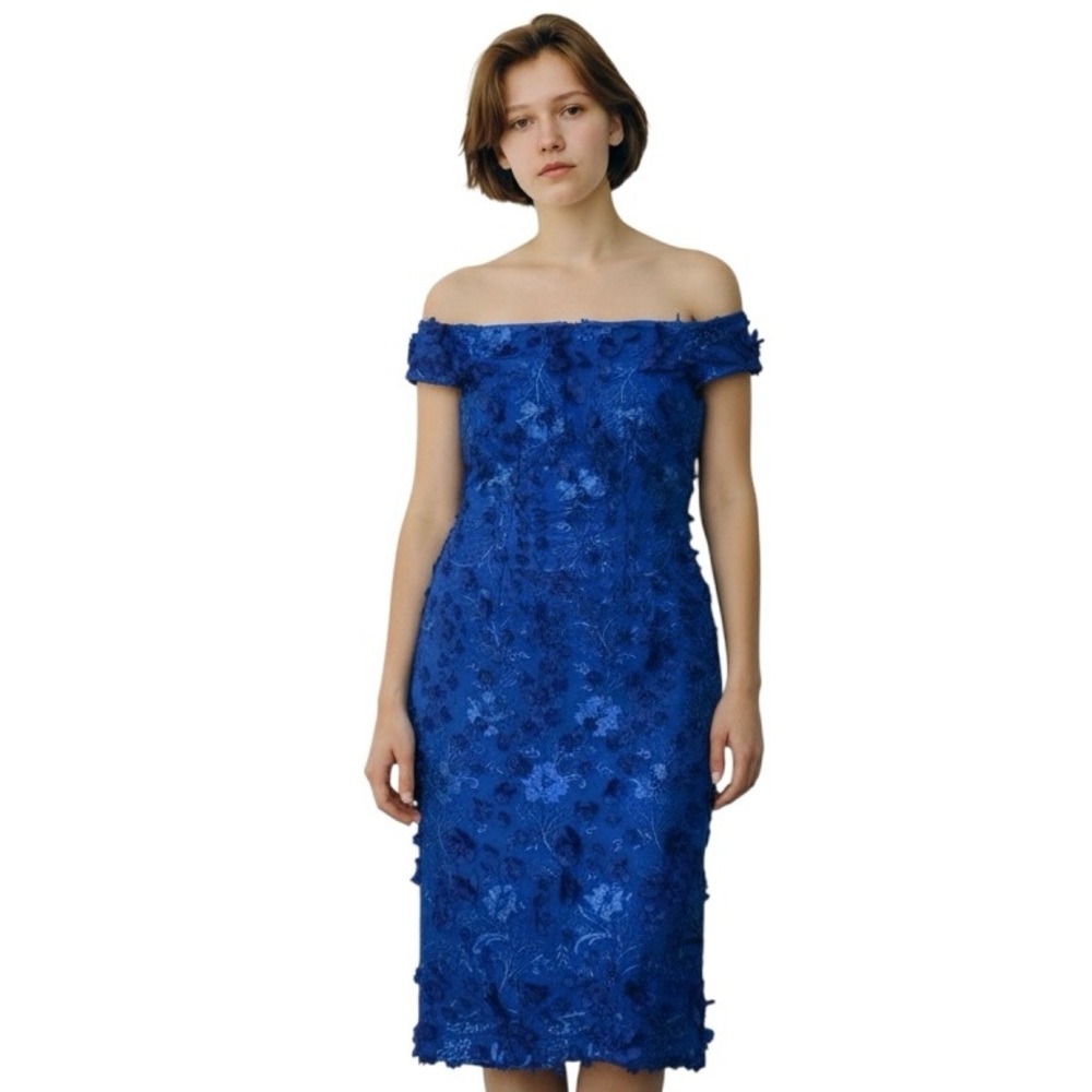 CARMEN MARC VALVO Infusion Dress Sz 6 Blue Floral Embroidery 3D Flower Appliqués